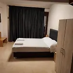 Prego Living Hotel Vathi (Methana)