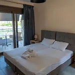 ホテル Prego Living