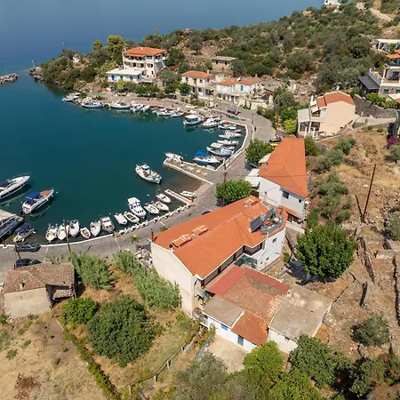 Hotel Prego Living Vathi (Methana)