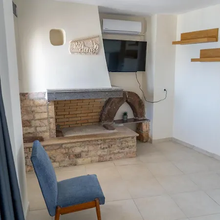 Prego Living Hotel Vathi (Methana)