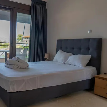 Prego Living Hotel *