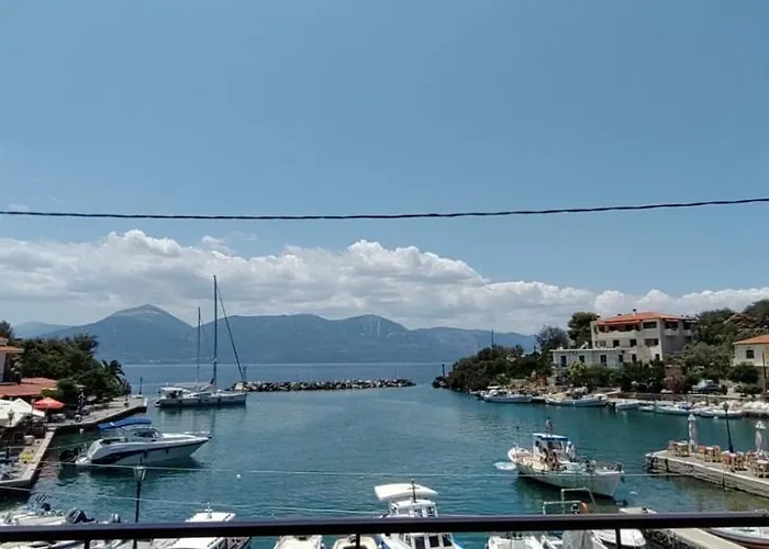 Prego Living Hotel Vathi (Methana)