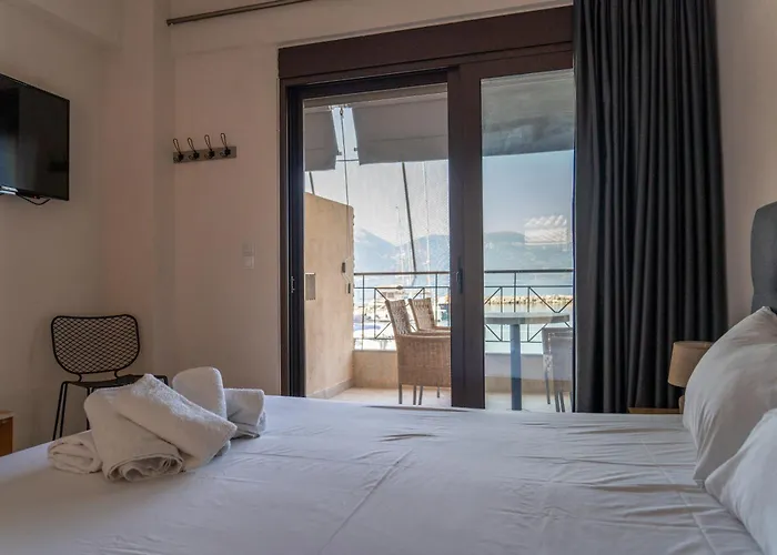 Prego Living Hotel Vathi (Methana)