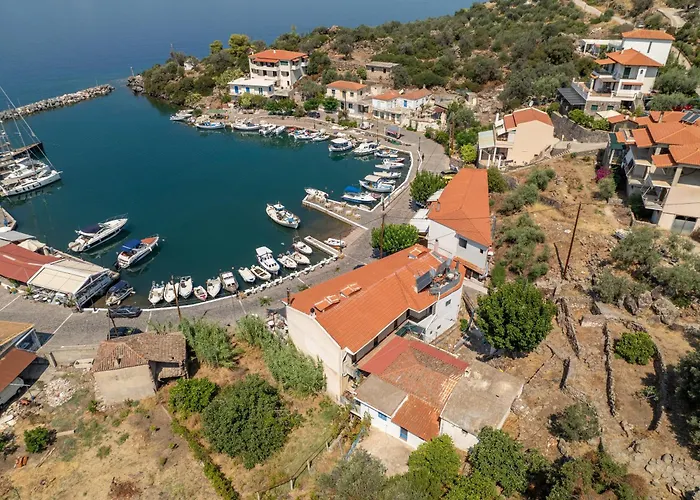 Hotel Prego Living Vathi (Methana)